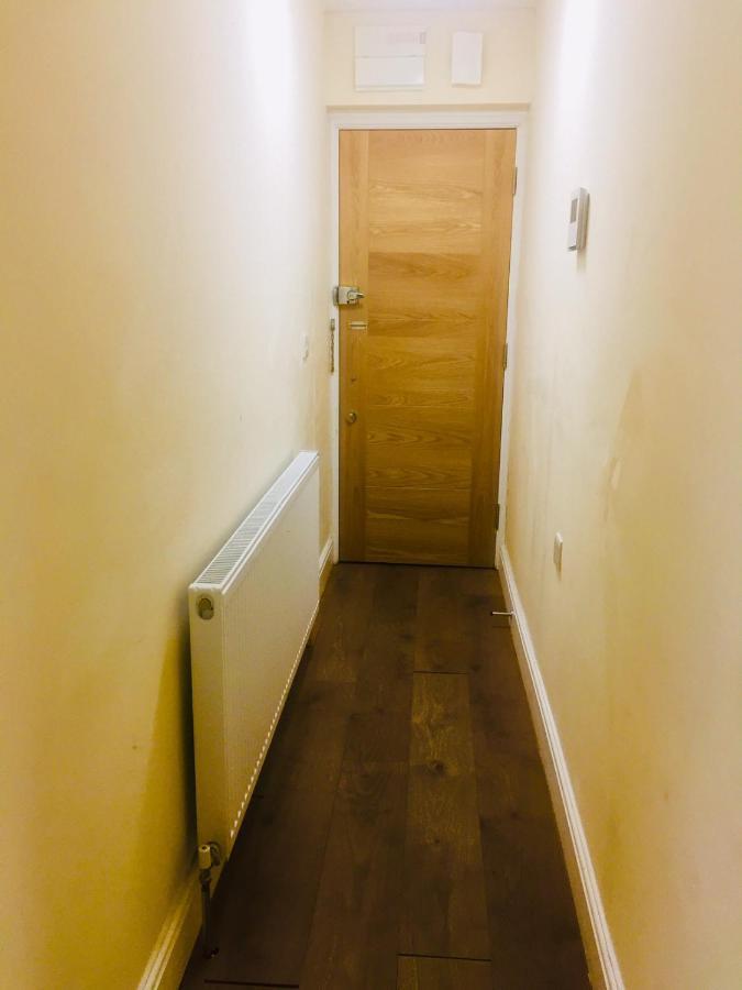 Appartamento Westminster House Slough Esterno foto